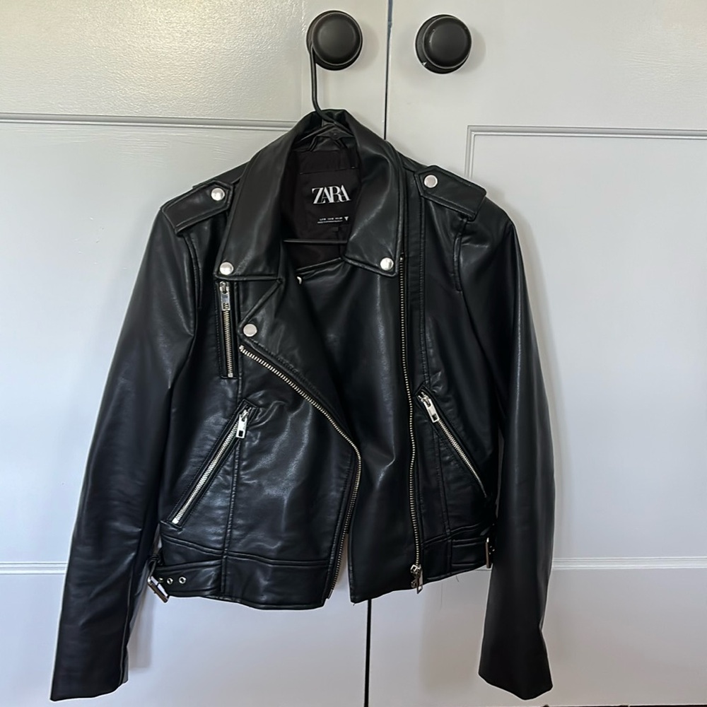 Zara women’s faux leather biker jacket
